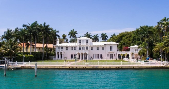 Miami Millionaire Mansion Boat Tour