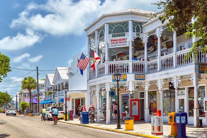 Key West Day Trip from Miami | 15 hrs | Pickup 630AM