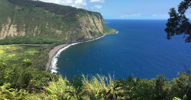 Small Group Big Island Circle Tour - Waterfalls, Hilo & more