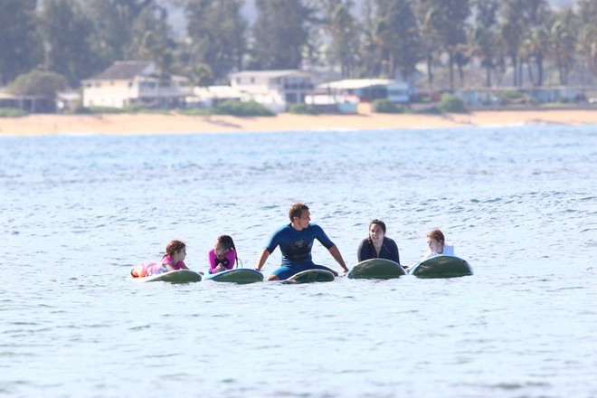 Group Surfing Lesson