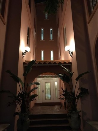Haunted Sarasota - 90 minutes in peak season • Ages 21+