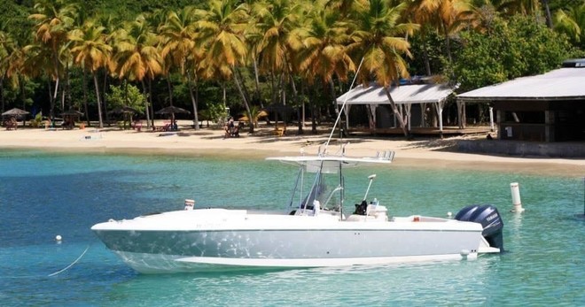 32' Intrepid with Twin 300 Yamaha Engines - 7hrs