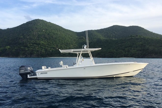 33′ Jupiter with Twin 300 Yamaha Engines- 7hrs