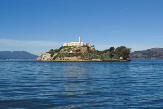 Alcatraz & the Golden Gate Bridge to Sausalito Tour