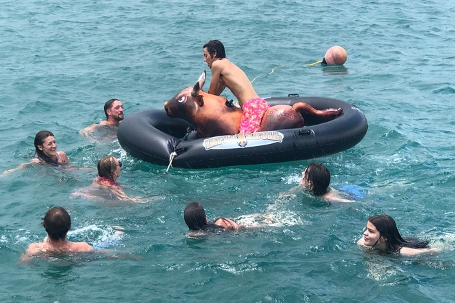 Sip & Dip Cruise to Peanut Island!