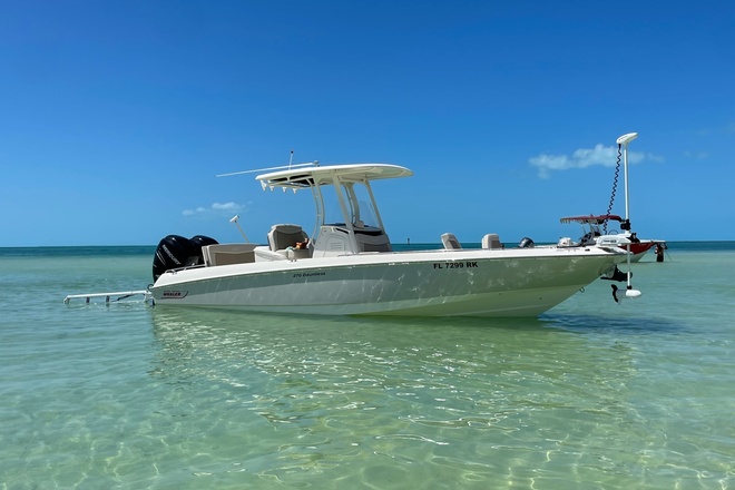 Luxury Center Console Fishing Boat