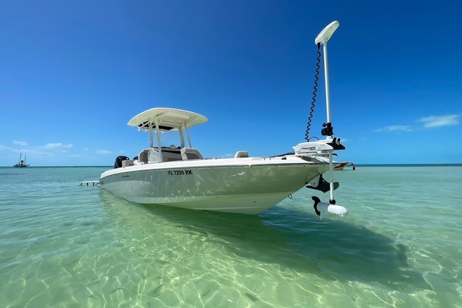 Luxury Center Console Fishing Boat