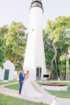 Lighthouse Wedding Photos
