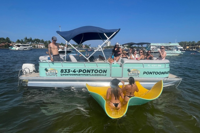 4 Hour Charter/Classic Sandbar - Tropical Thunder/Beach Babe