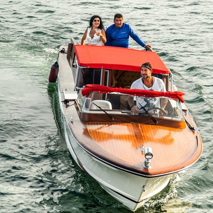 Venezia Water Limo Venice In Miami - Hourly Tours
