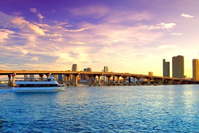 Biscayne Bay Night Boat Tour