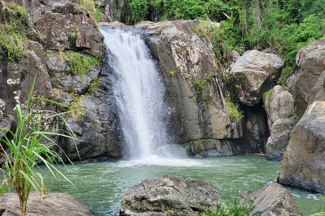Best Hidden Waterfalls Tour