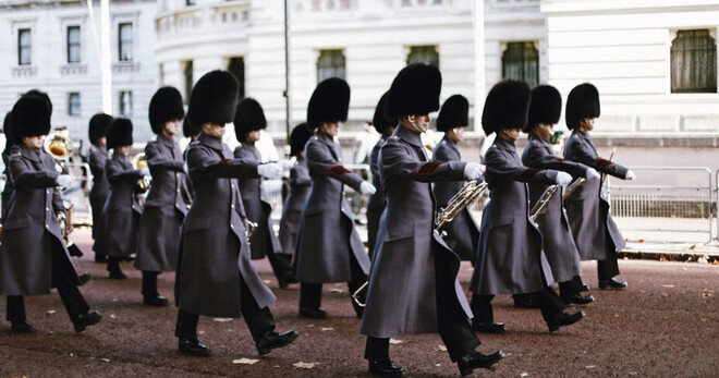 History of London - City Center Westminster Guided Walking T