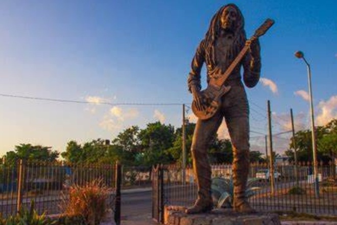 Lets Go Native Kingston City Tour