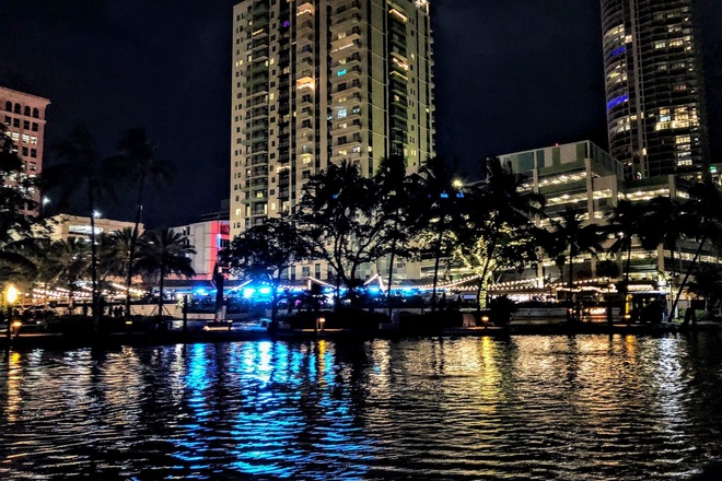 Sunset & Night cruises