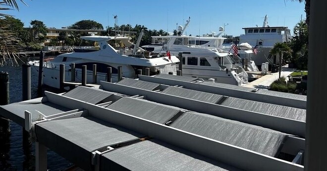 Charter Dock for Pick up & Drop off